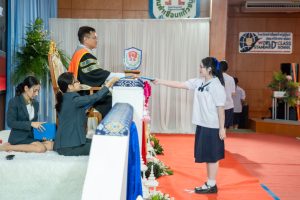รับประกาศนียบัตร ม.3 ปีการศึกษา 2568